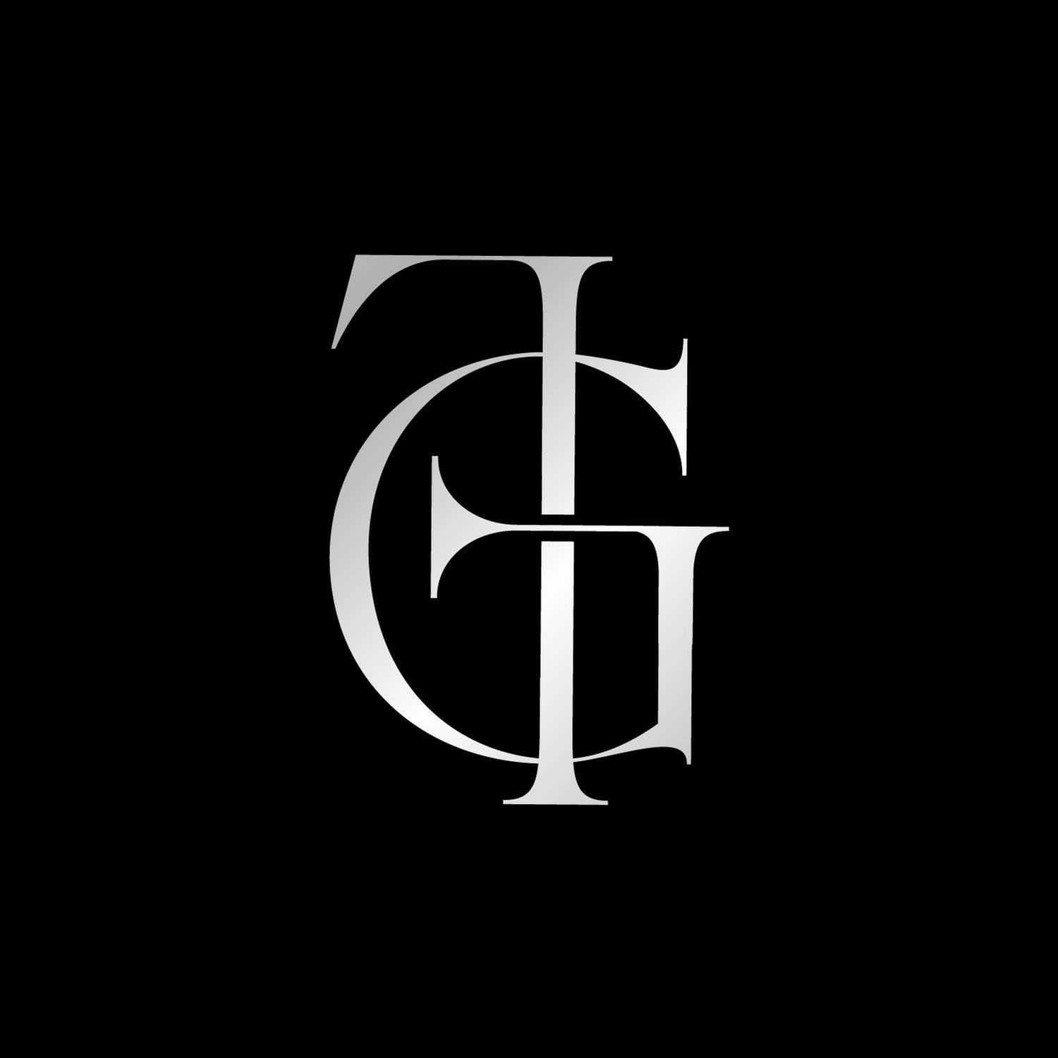 Portrait of Kelly, a professional stylist at Frank Gironda  Salons, showcasing their expertise and style.